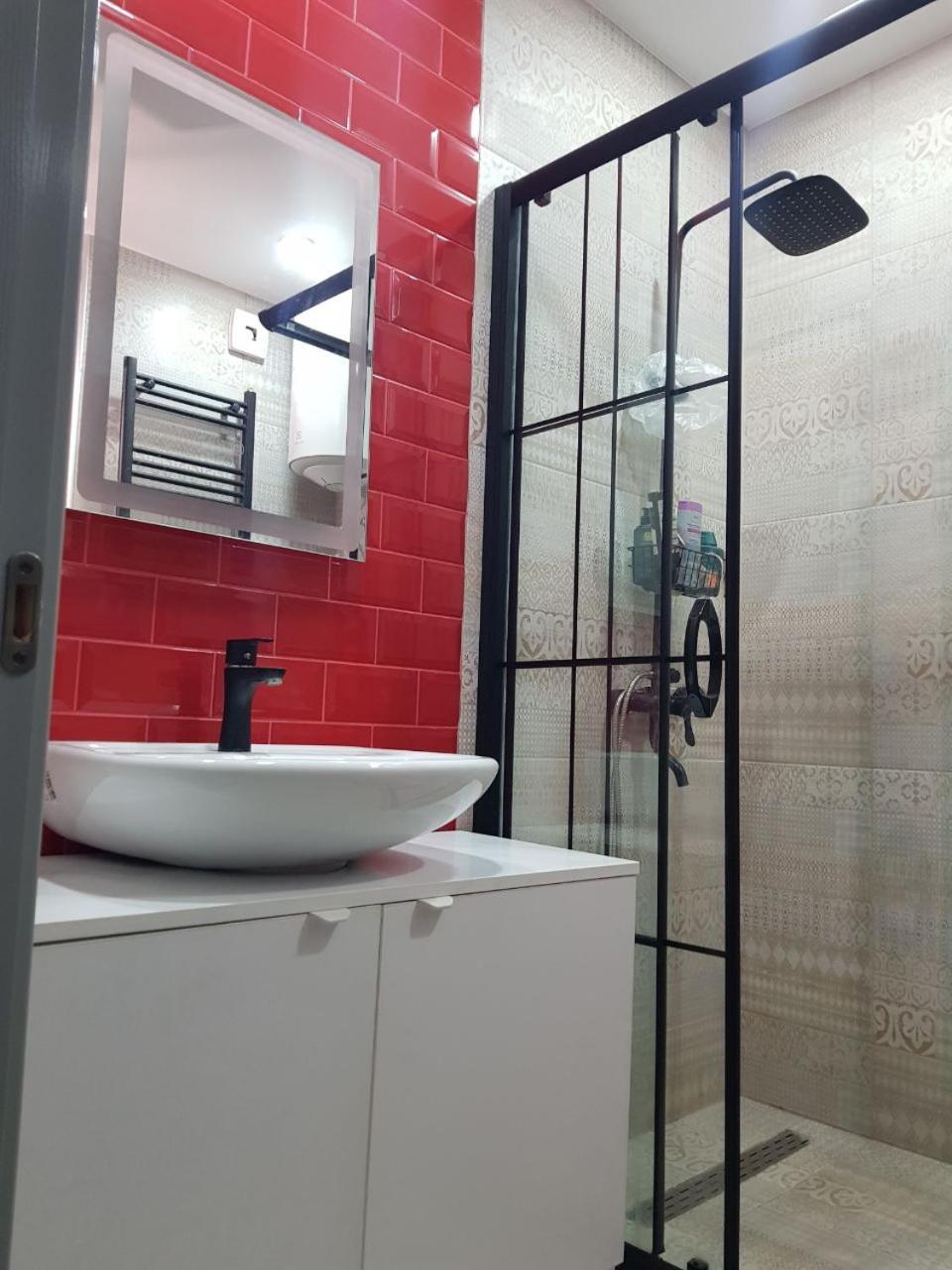 Sea View Studio Батуми Экстерьер фото